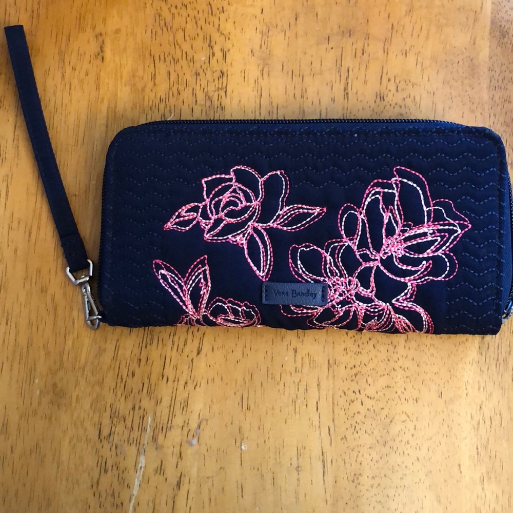 Vera Bradley wristlet wallet
